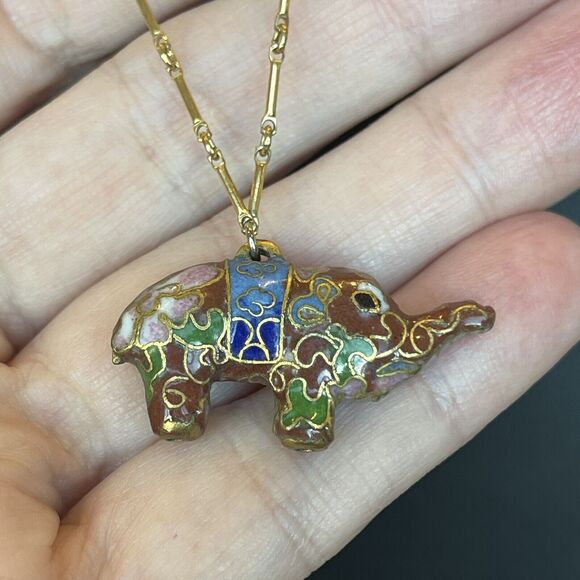Vintage Cloisenne Elephant Pendant Trunk Up Gold Tone Chain Necklace 16” Length - Picture 2 of 7